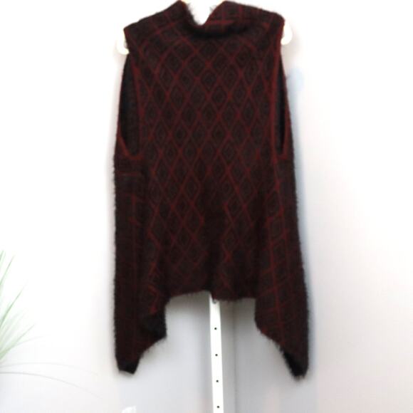 Boho Open Front Drape Vest Red Black Diamond Pattern One Size - Picture 2 of 5